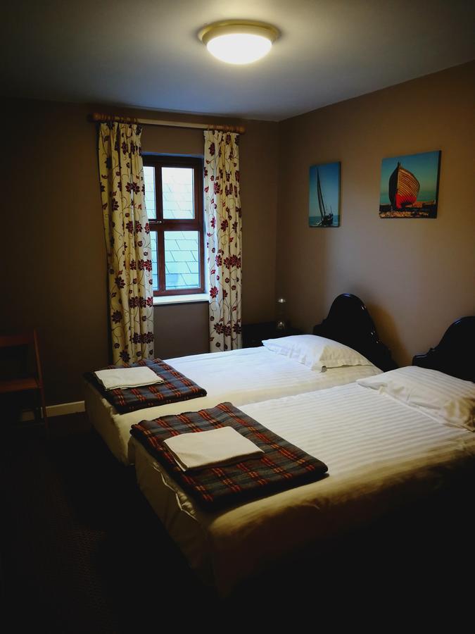 Caitin'S Hotel Kells  Buitenkant foto